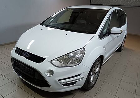 Ford S-Max Titanium