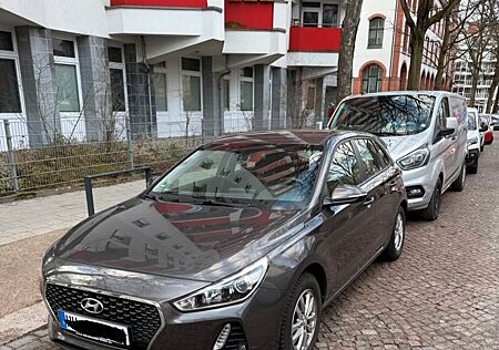 Hyundai i30 1.6 CRDi 81kW Select Select