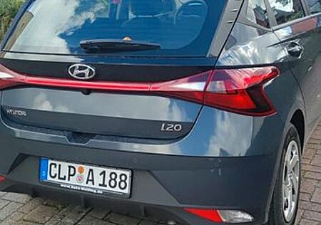 Hyundai i20 Automatik | EZ 2022 | 48.500 km | To