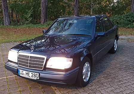 Mercedes-Benz E 280