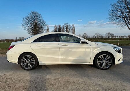 Mercedes-Benz CLA 180 Urban Urban