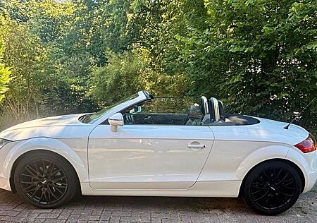 Audi TT Roadster 2.0 TFSI -
