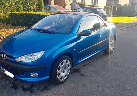 Peugeot 206 CC, TÜV 5/25, Angemeldet