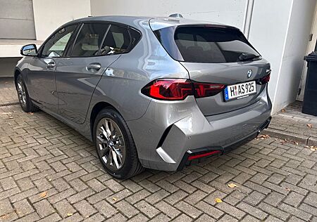 BMW 120 Steptronic Neuwagen