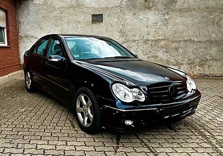 Mercedes-Benz C 320 4MATIC ELEGANCE Automatik guter Zustand
