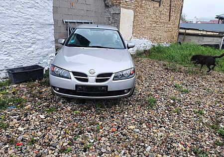 Nissan Almera 1.5 acenta acenta