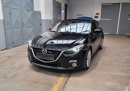 Mazda 3 2.0 SKYACTIV-G 120 Sports-Line Sports-Line