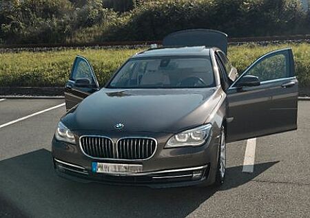 BMW 750i -