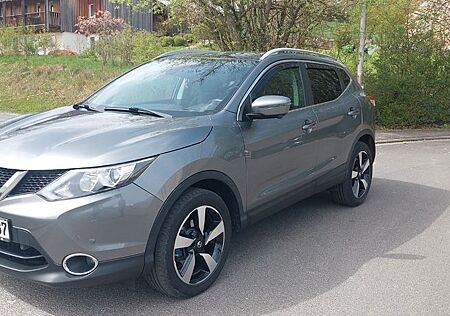 Nissan Qashqai 1.6 dCi DPF Stdhz. 8xBereift 1.Hand 360°