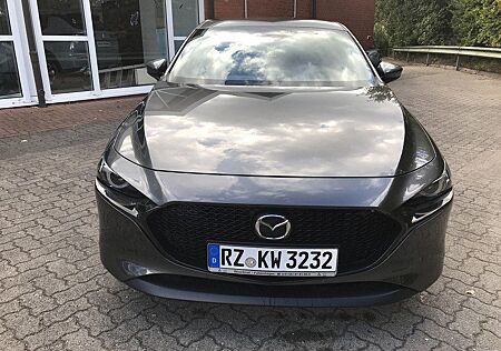 Mazda 3 2.5L e-SKYACTIV G 140psPS 6AT Centre-line DESI