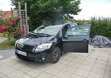 Toyota Auris 1,6-l-Valvematic Edition Edition