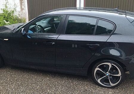 BMW 118i -
