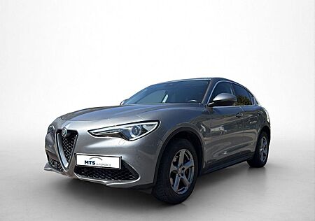 Alfa Romeo Stelvio First Edition 250PS Q4 8-Gang Automatic