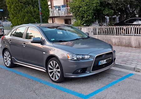 Mitsubishi Lancer 1.8 MPI (Neu TÜV bis 02.2027)