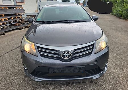 Toyota Avensis Combi 2,0-l-D-4D Edition Edition