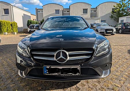 Mercedes-Benz C 300 T *STDHZ*SITZKLIMA*360° KAMERA