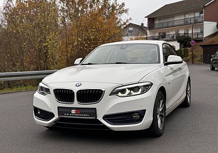 BMW 220 2 Coupe i Sport Line/Schiebedach/95.600km