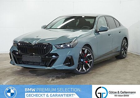 BMW i5 xDrive40 M Sport PRO AHK Leas.abEUR 699,-inkl