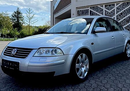 VW Passat Volkswagen 2.8 V6 4motion Highline Recaro