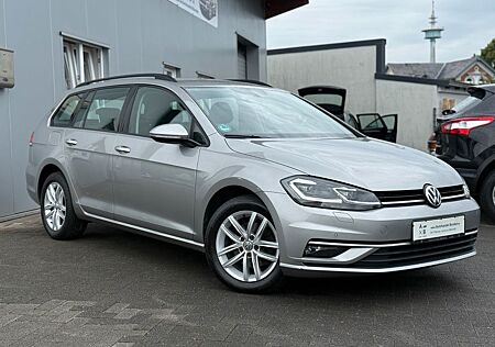 VW Golf Volkswagen VII Variant Comfortline BMT ACC LED NAVI BT