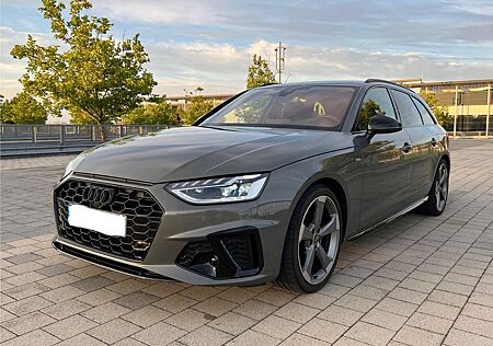 Audi A4 Avant S line Competition (Black Edition)
