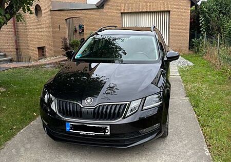 Skoda Octavia 2.0 TDI DSG CLEVER Combi CLEVER