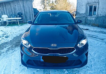 Kia Cee'd / Ceed 1.4 T-GDI Vision Vision