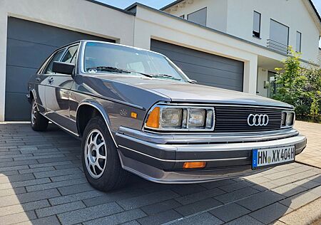 Audi 200 (5000 s)