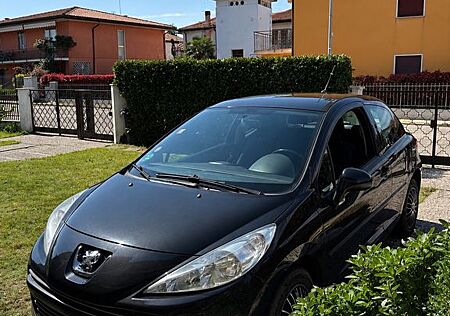 Peugeot 207 *TÜV NEU 08/2028*