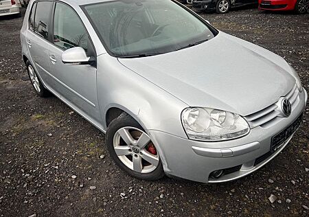 VW Golf Volkswagen V 1.6Ltr Lim. United