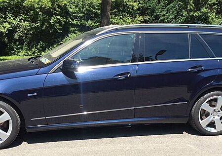 Mercedes-Benz E 250 CDI T BlueEFFICIENCY ELEGANCE ELEGANCE