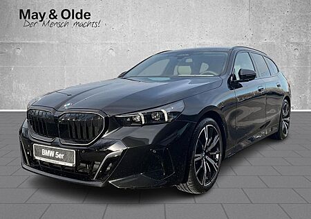 BMW 540 d xDrive Touring M-Sport HUD AHK Pano StandH