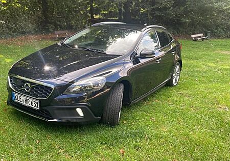 Volvo V40 CC V40 Cross Country D4 Geartronic Ocean Race O...