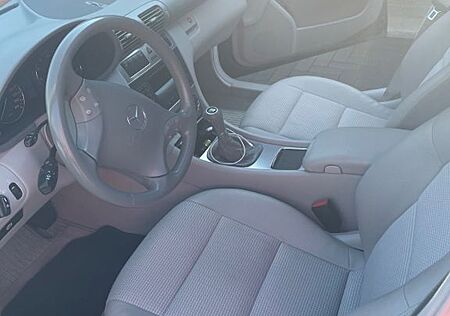 Mercedes-Benz C 200 KOMPRESSOR T ELEGANCE Elegance