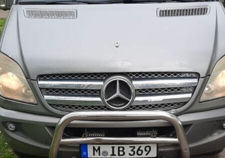 Mercedes-Benz Sprinter Kombi 211 CDI Hochdach kurz CAMPER/TÜV