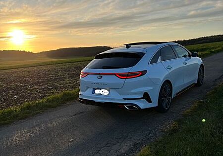 Kia Pro_ceed pro_cee'd / ProCeed 1.6 T-GDI DCT GT GT