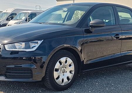 Audi A1 1.0 TFSI ultra Sportback*Klima*PDC*