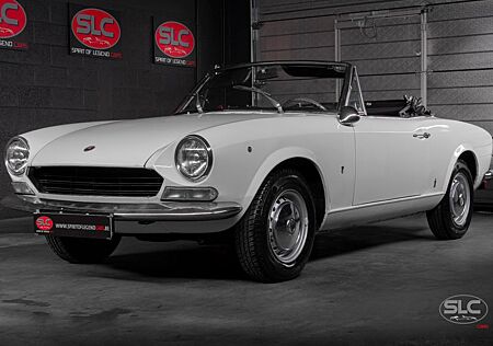 Fiat 124 Spider