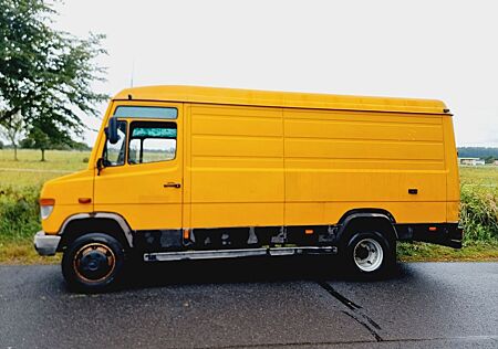 Mercedes-Benz Vario 814 Servo