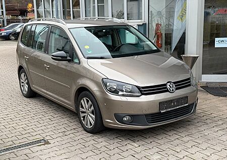 VW Touran Volkswagen Style 2.0 TDI DSG | Kamera | AHK | 7-Sitz