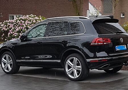 VW Touareg Volkswagen 3.0 V6 TDI Exclusive Edition TÜV NEU