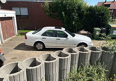 Mercedes-Benz C 200 CDI CLASSIC 1 Hand/Top Zustand