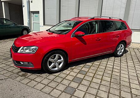 VW Passat Variant Volkswagen Highline 4Motion-NAVI-STANDH.-TÜV