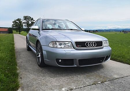 Audi RS4 B5 2.7 quattro - Tüv und großer Service neu!