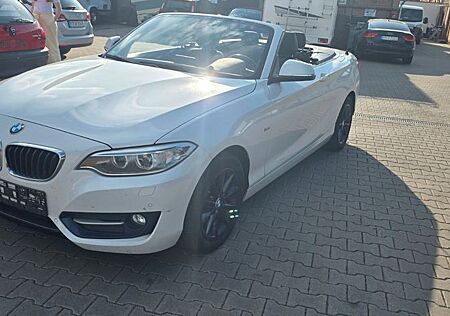 BMW 218i Cabrio Sport Line Leder TÜV Xenon Navi AHK
