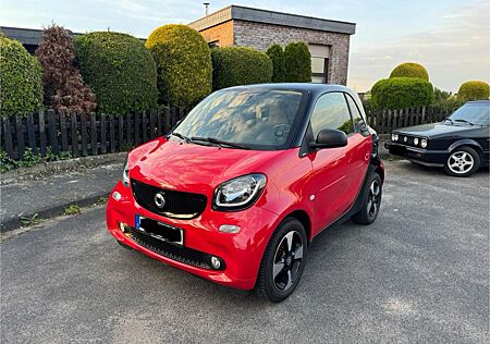 Smart ForTwo 453 coupé 1.0 45kW mit JBL, Navi, TÜV