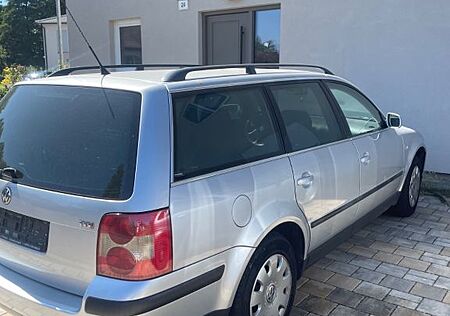 VW Passat Variant Volkswagen 1.9TDI TÜV bis 12/2026