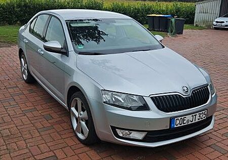 Skoda Octavia 1.8 TSI DSG Style Style