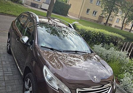 Peugeot 2008 Allure 120 VTi Allure