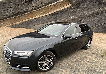 Audi A4 2.0 TDI ultra S tronic, Pano, AHK, dig Cockpi